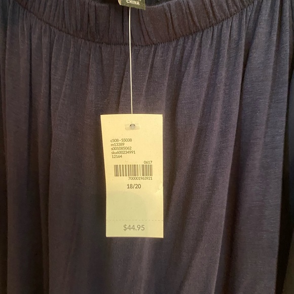 Top - Picture 4 of 4